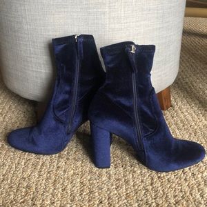 Steve Madden Shoes - Steve Madden Edit Velvet Booties Steve Madden Shoes - Steve Madden Edit Velvet Booties